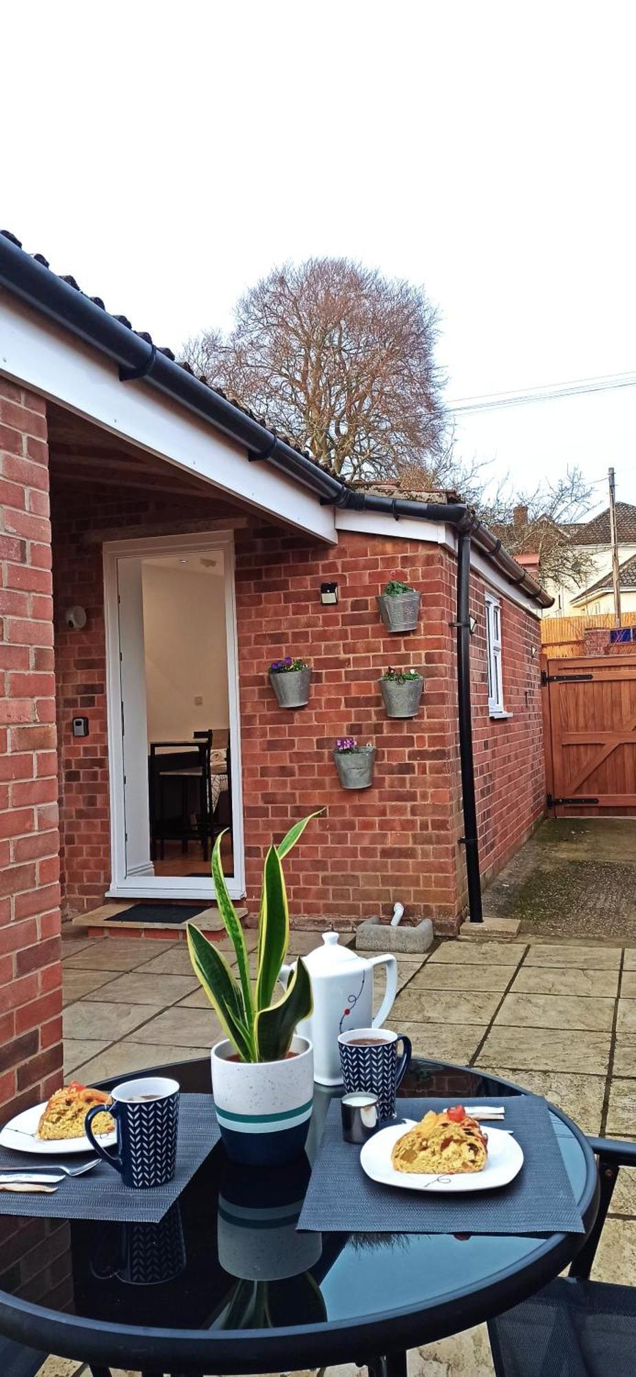 Suffolk Cosy Corner With Free Parking, 10Min Walking To Town Centre Apartment Bury St. Edmunds Exterior photo